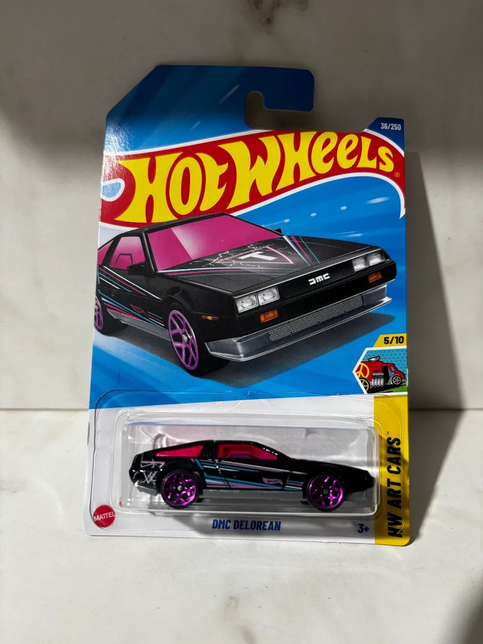 Miniatura Hot Wheels DMC Delorean HYW88 - Mattel