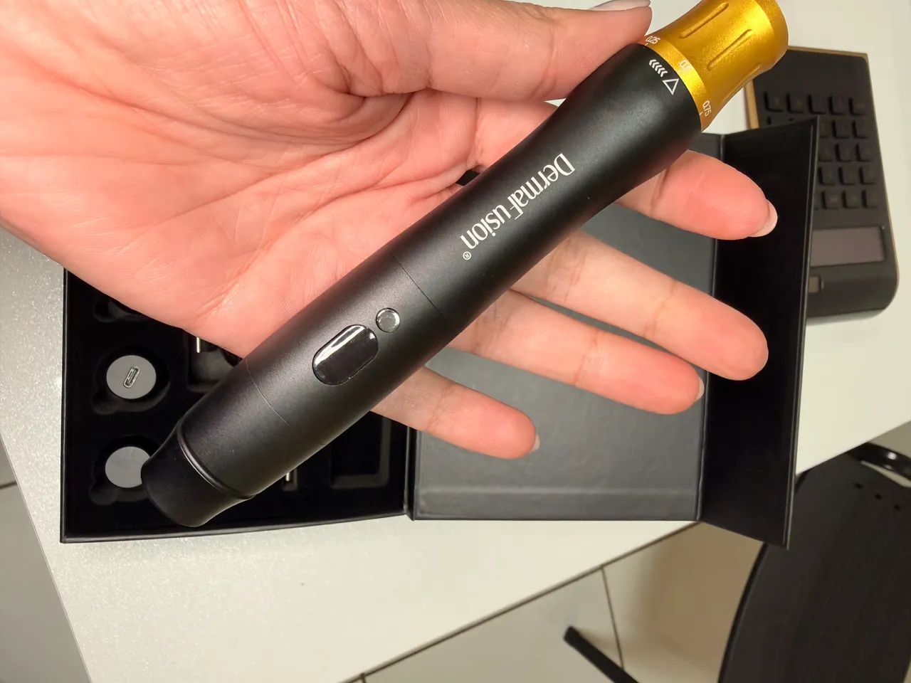 Caneta microagulhamento infusão automática Alur - Foto 2