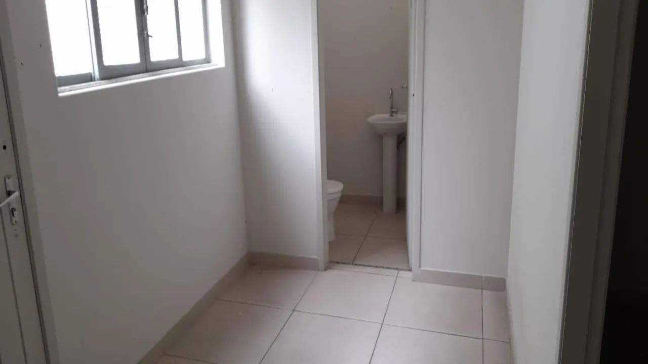 RA AMIL VENDE Casa no Centro de Jacareí - Foto 5