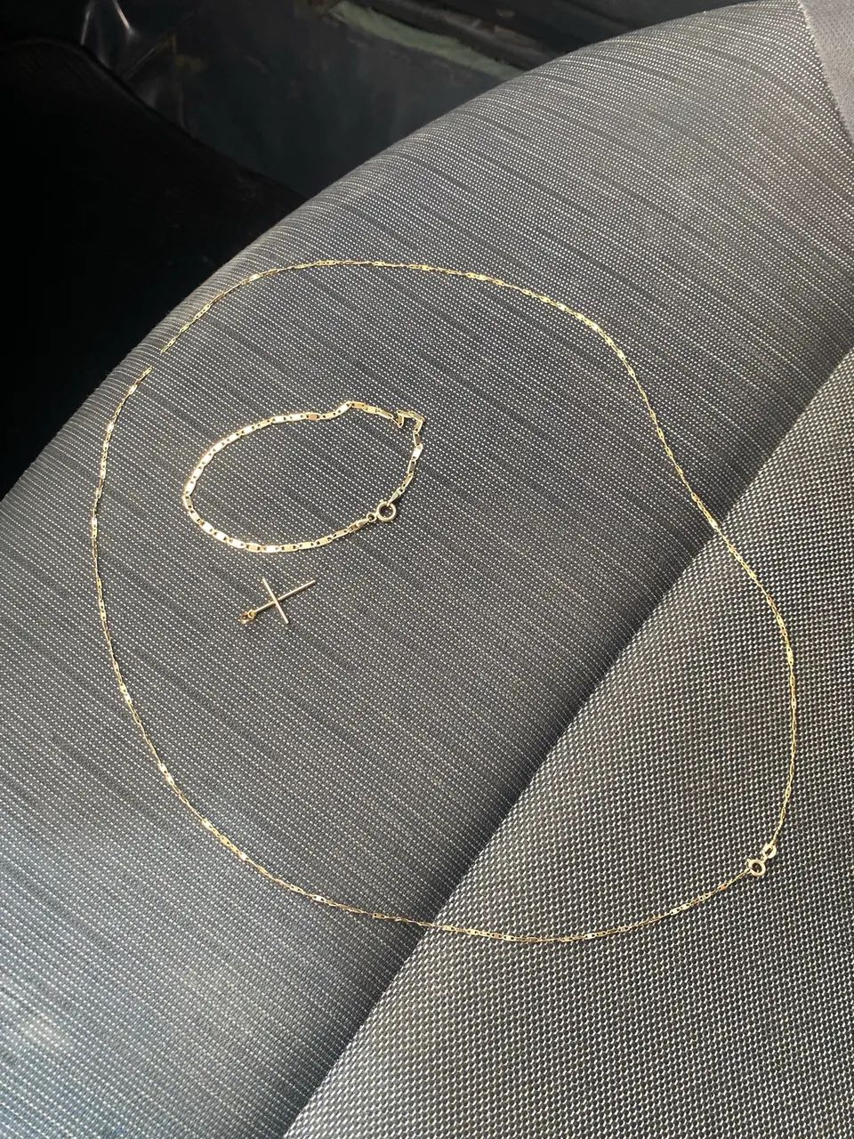 Corrente e pulseira de ouro 