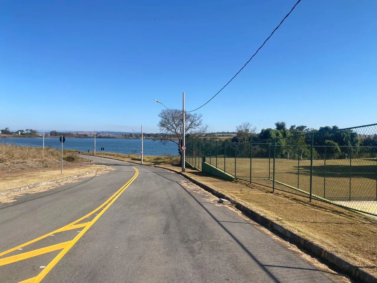 LOTE a venda com oportunidade única e imperdível. 