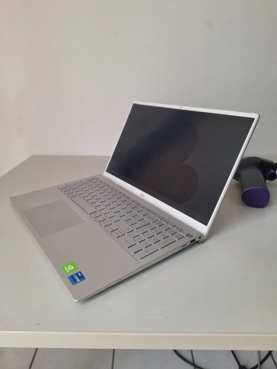 Dell Inspiron 5502 i7 8GB - Foto 2