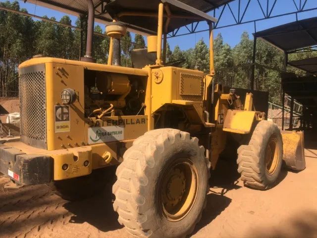 PÁ CARREGADEIRA CAT 930 R ANO 1987 - Foto 4
