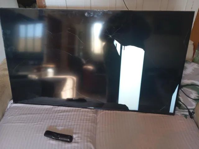 T.v Lg 55 tela quebrada 