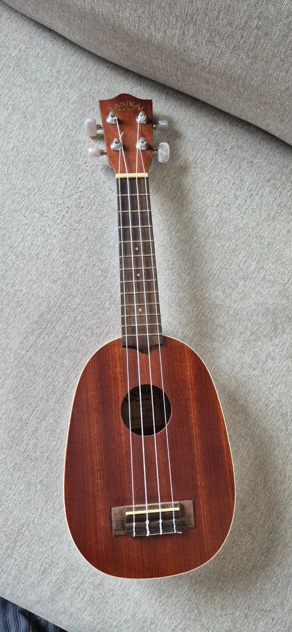 Ukulele Soprano Lanikai LU-21P Pineapple ( Abacaxi )+ Capa