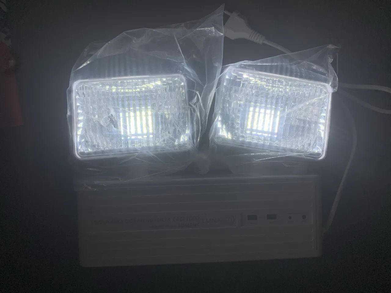 Luminária de Emergência  - Foto 3