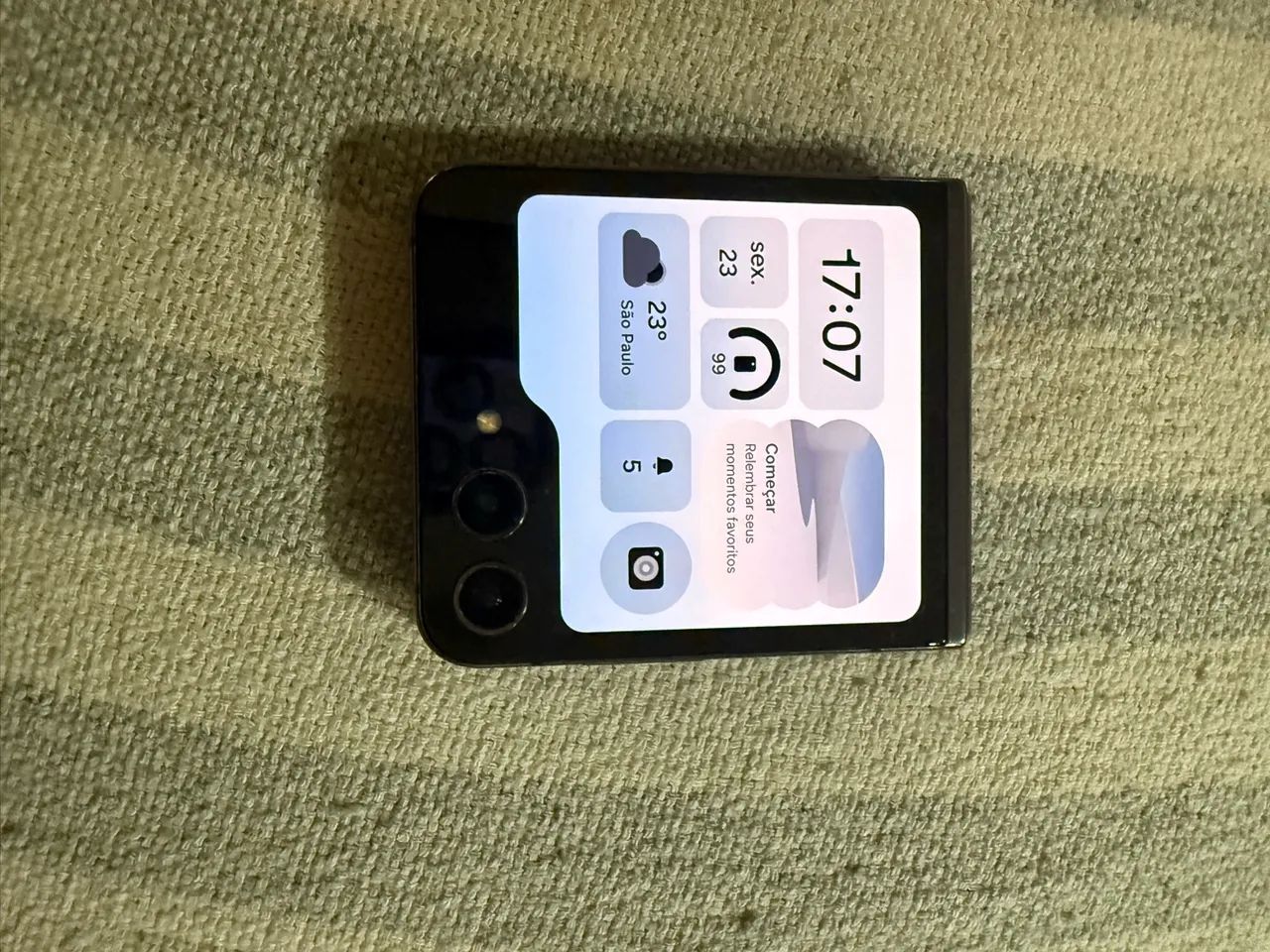 Z Flip 5 - Foto 3