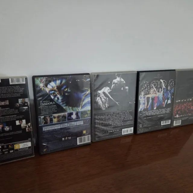 DVDs diversos: ABBA, Roger, Gaga, Avatar, Simple Plan - Foto 5
