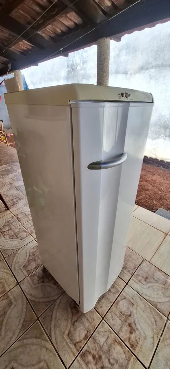 Geladeira Cônsul - Geladeiras e Freezers - Setor Cristina II