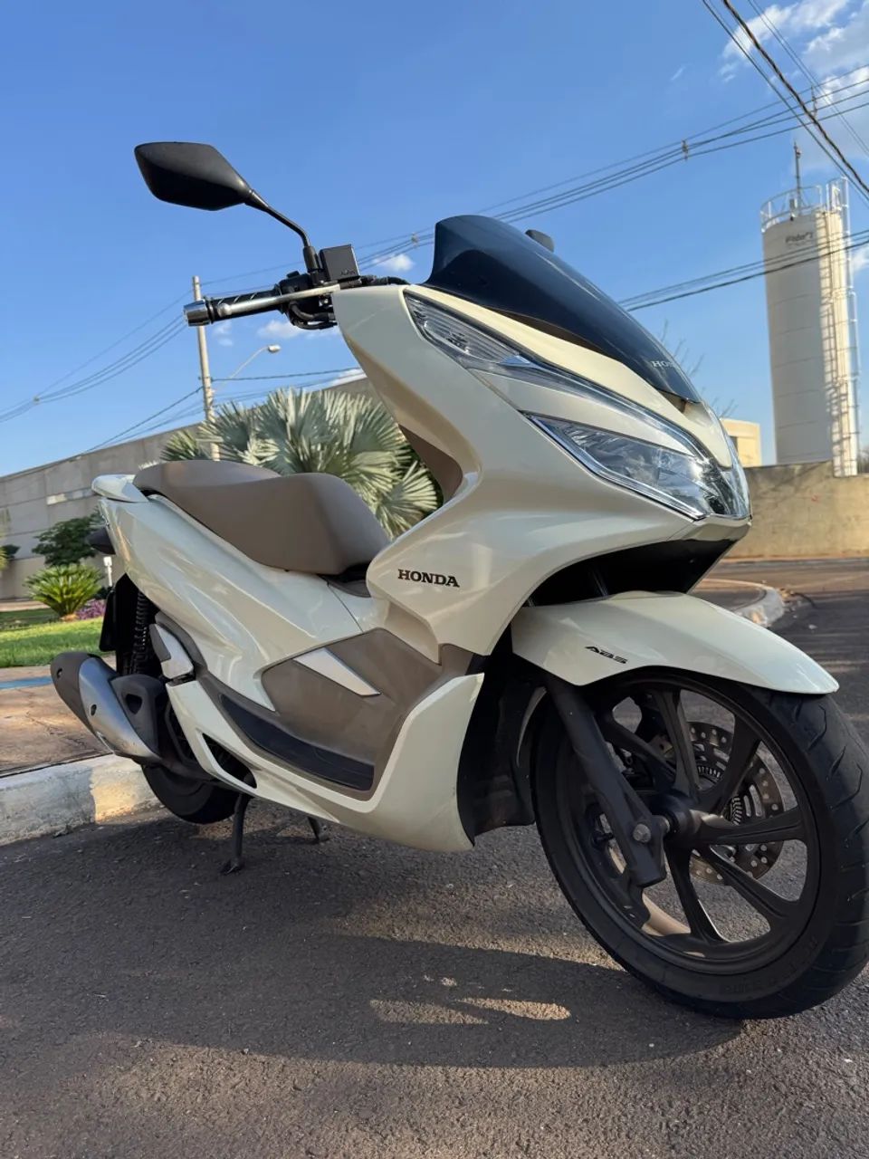 PCX 2019 DLX