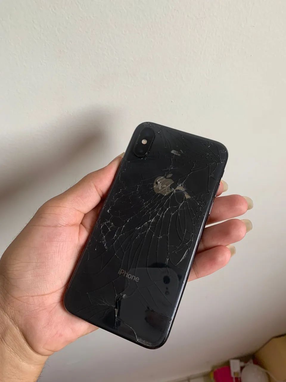 iPhone X 64GB funcionando - preço abaixo por detalhes - Celulares