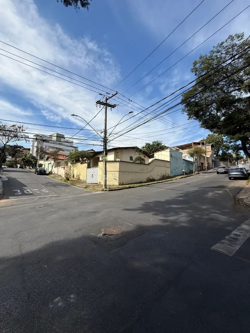 Casa esquina 03 quartos, suíte, 04 vagas. - Foto 4