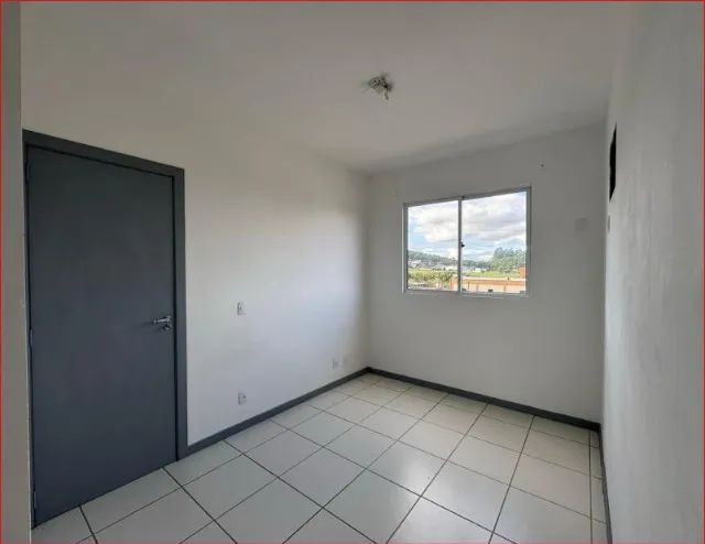 Apartamento com 2 dormitórios e elevador no Bairro Costa e Silva - Foto 4