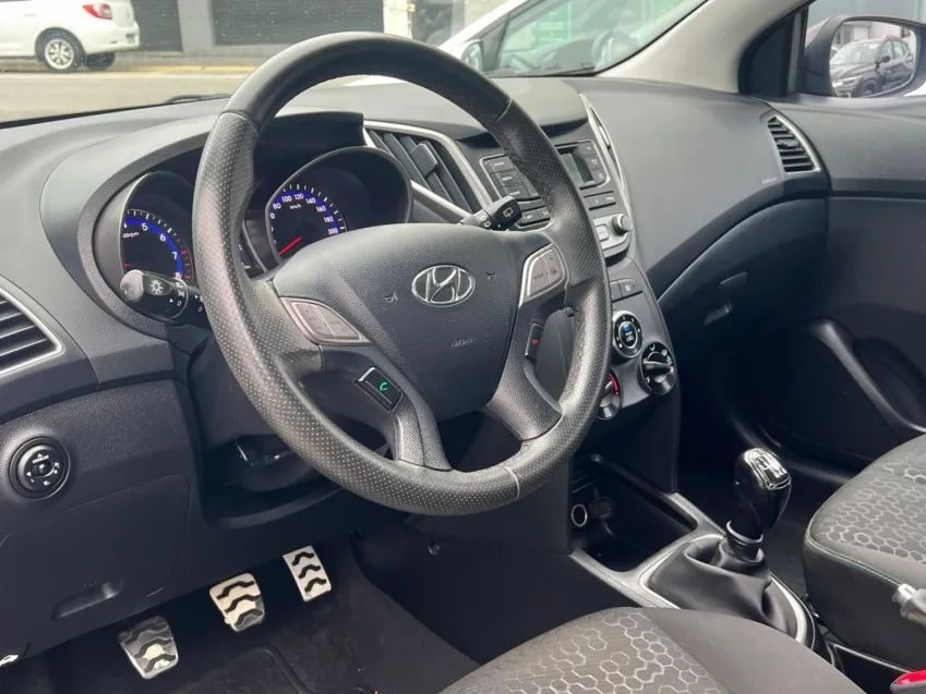 Hyundai HB20X Style 1.6 Flex 16V Aut. 2017 - Foto 4