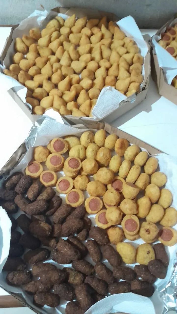 Mini salgados diversos para festa  - Foto 6