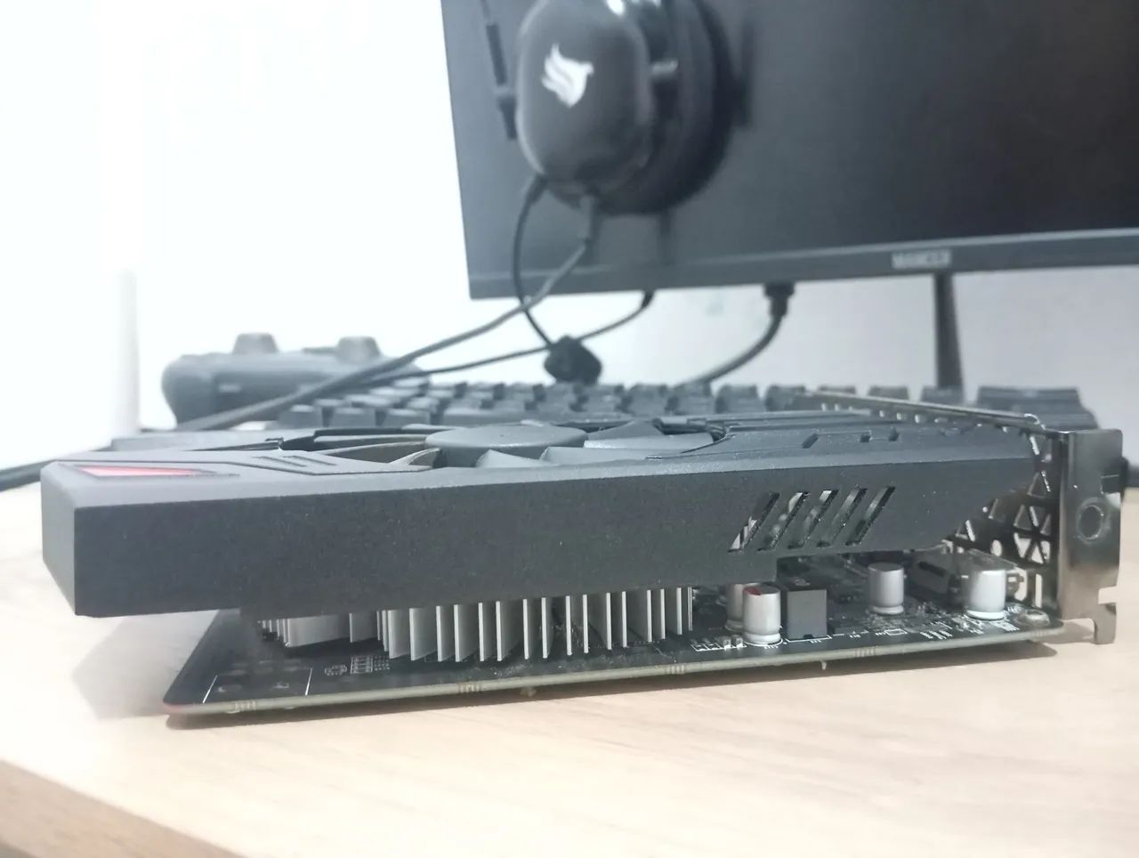 GTX 1050 2GB  - Foto 4