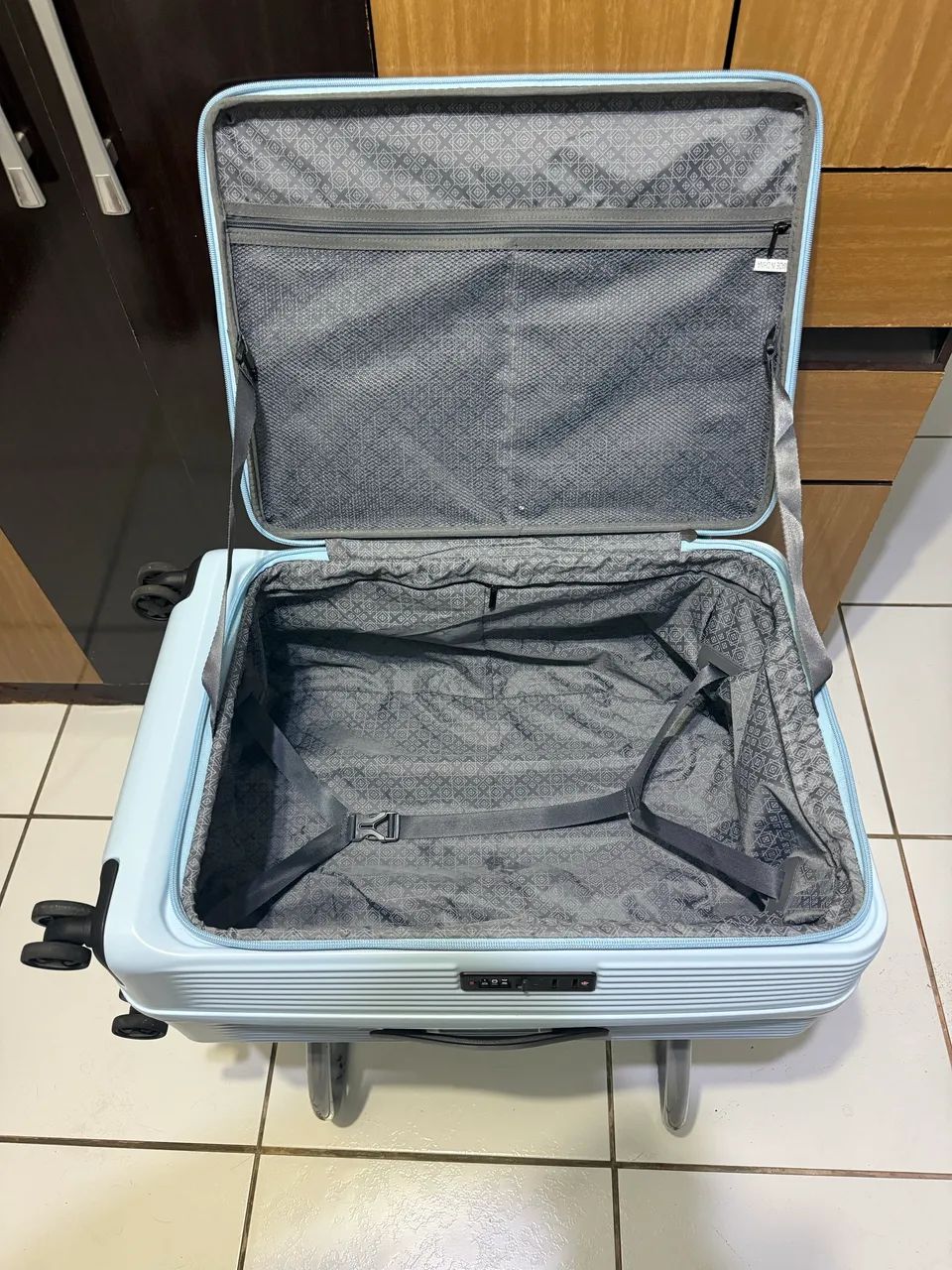 Mala de Viagem 23kg Importada com Extensor - Seminova - Foto 2