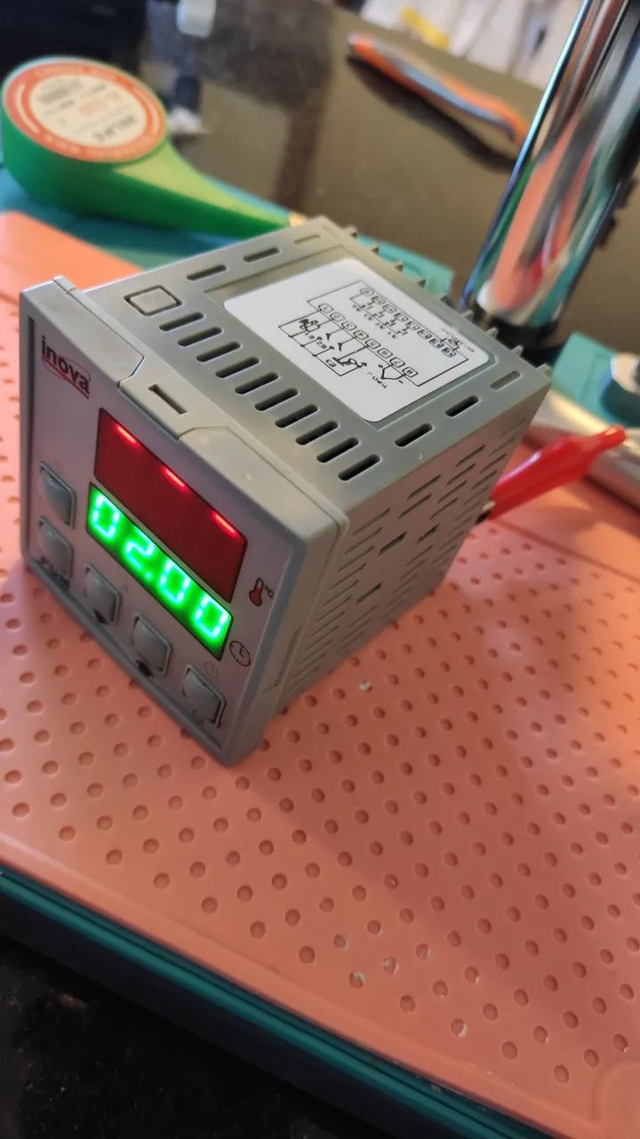 Controlador de temperatura - Foto 3