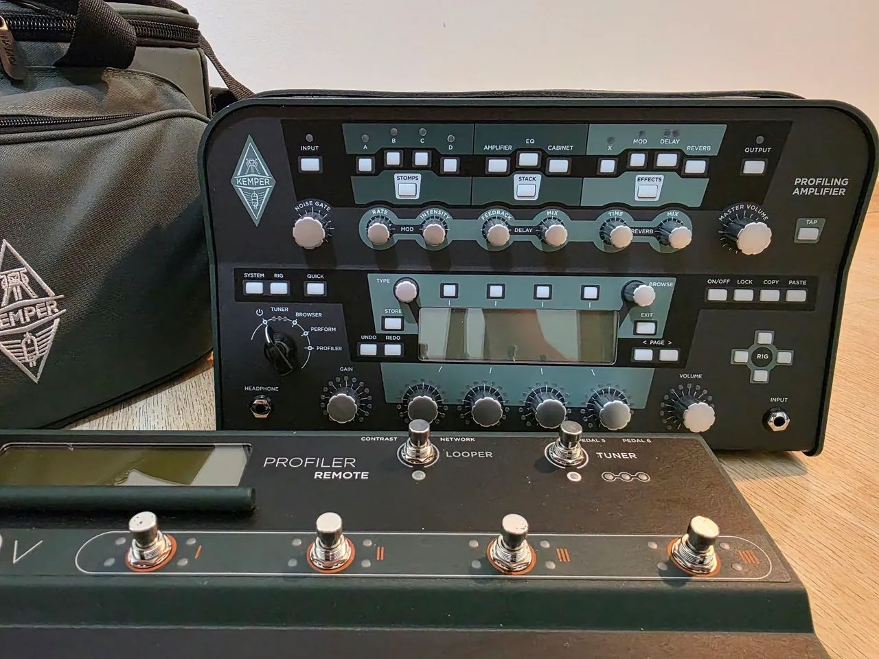 Kemper Profler Power Head 600 RMS com foot Controller com cabo e bag originais  - Foto 2