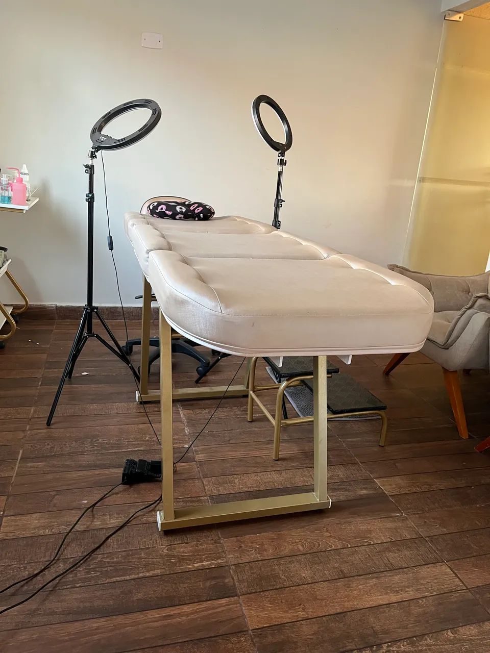 Maca 3 posições tatuagem, estética e salão + mocho é de brinde a escadinha  - Foto 2