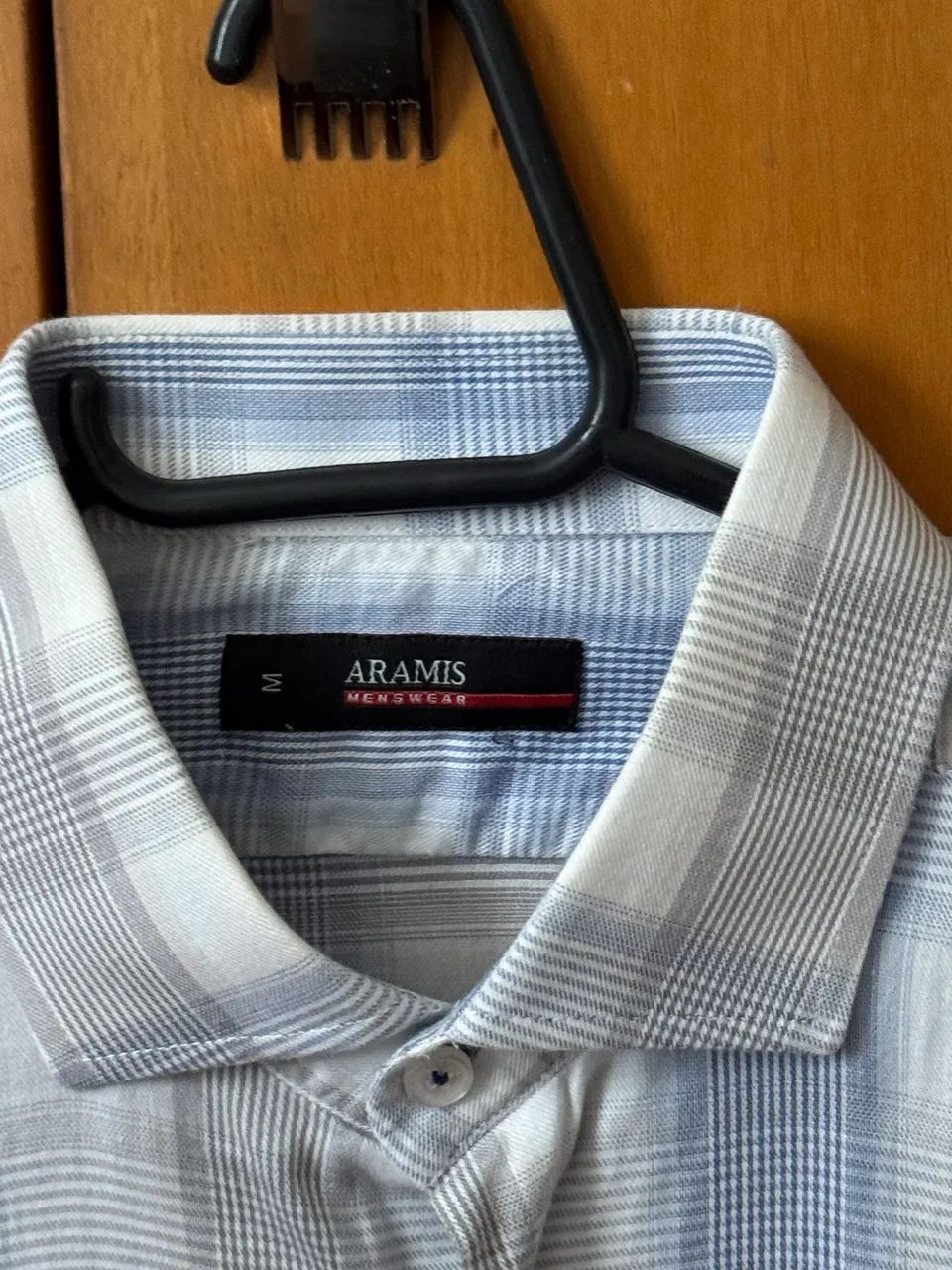 Camisa xadrez Aramis em tons azul claro e branco M - Foto 2