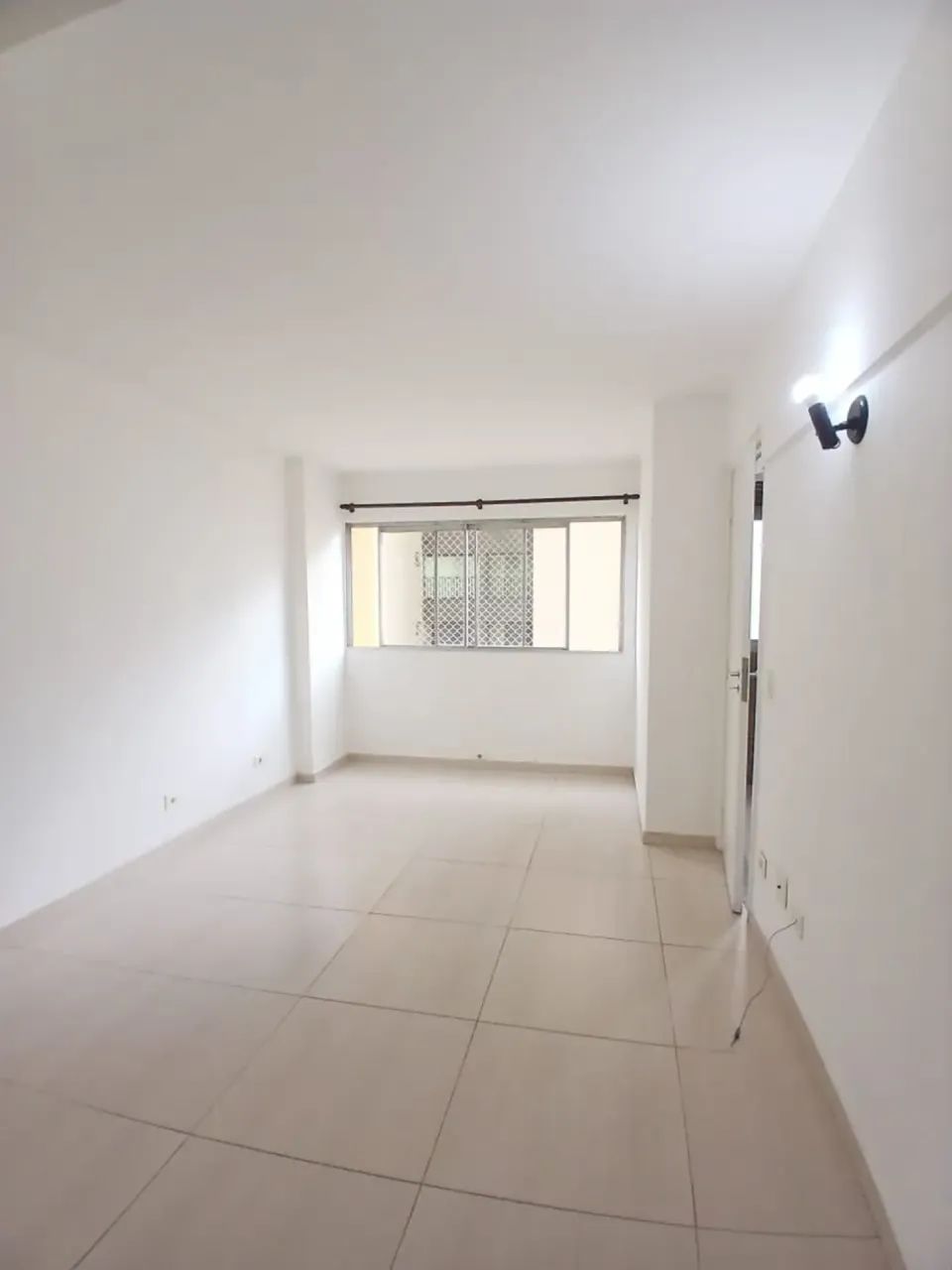 1 DORMITÓRIO - 43 ÁREA ÚTIL - METRÔ PARAÍSO