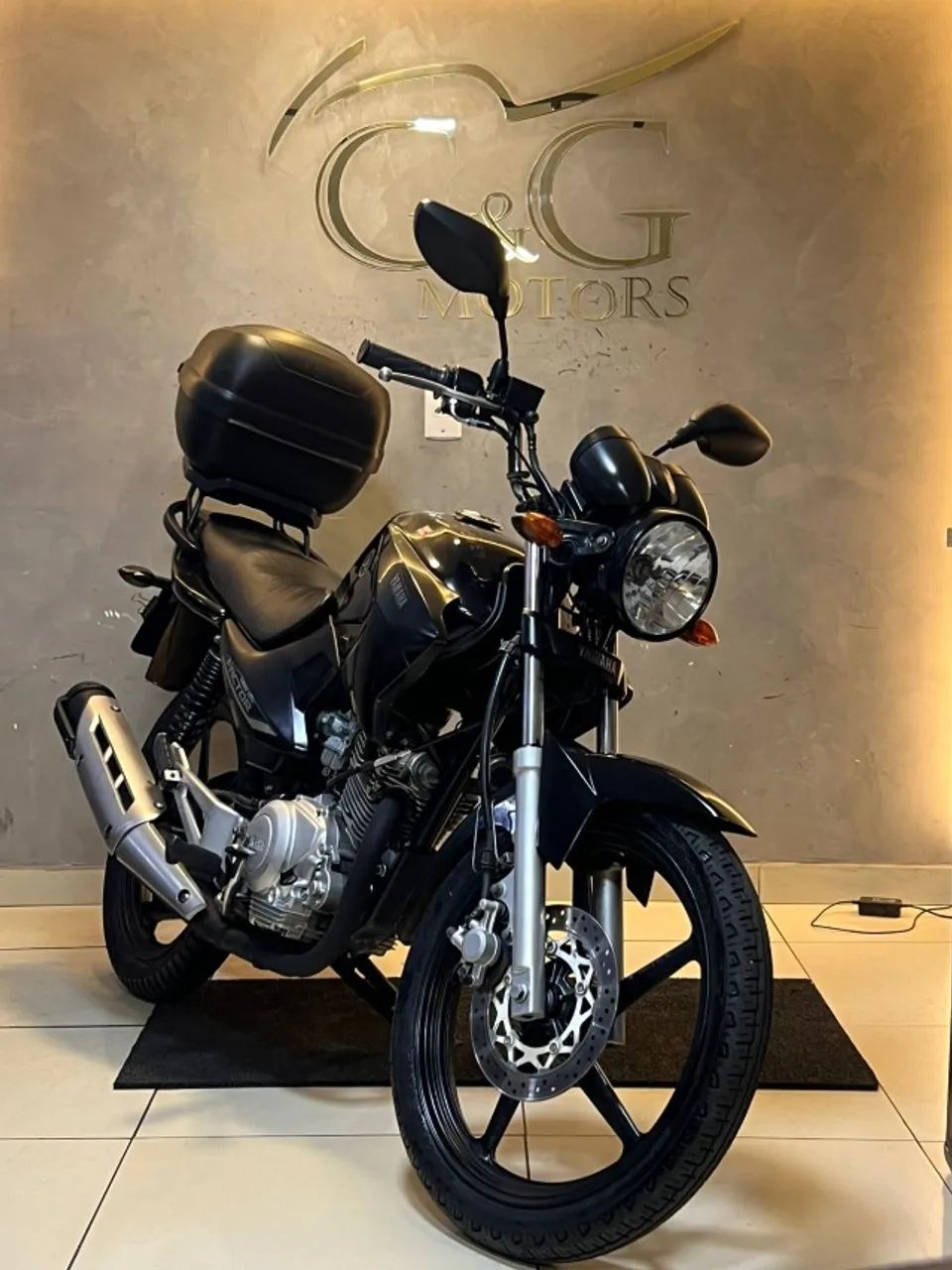 Yamaha 125 Factor 2011 com 32 mil km preta - Foto 2