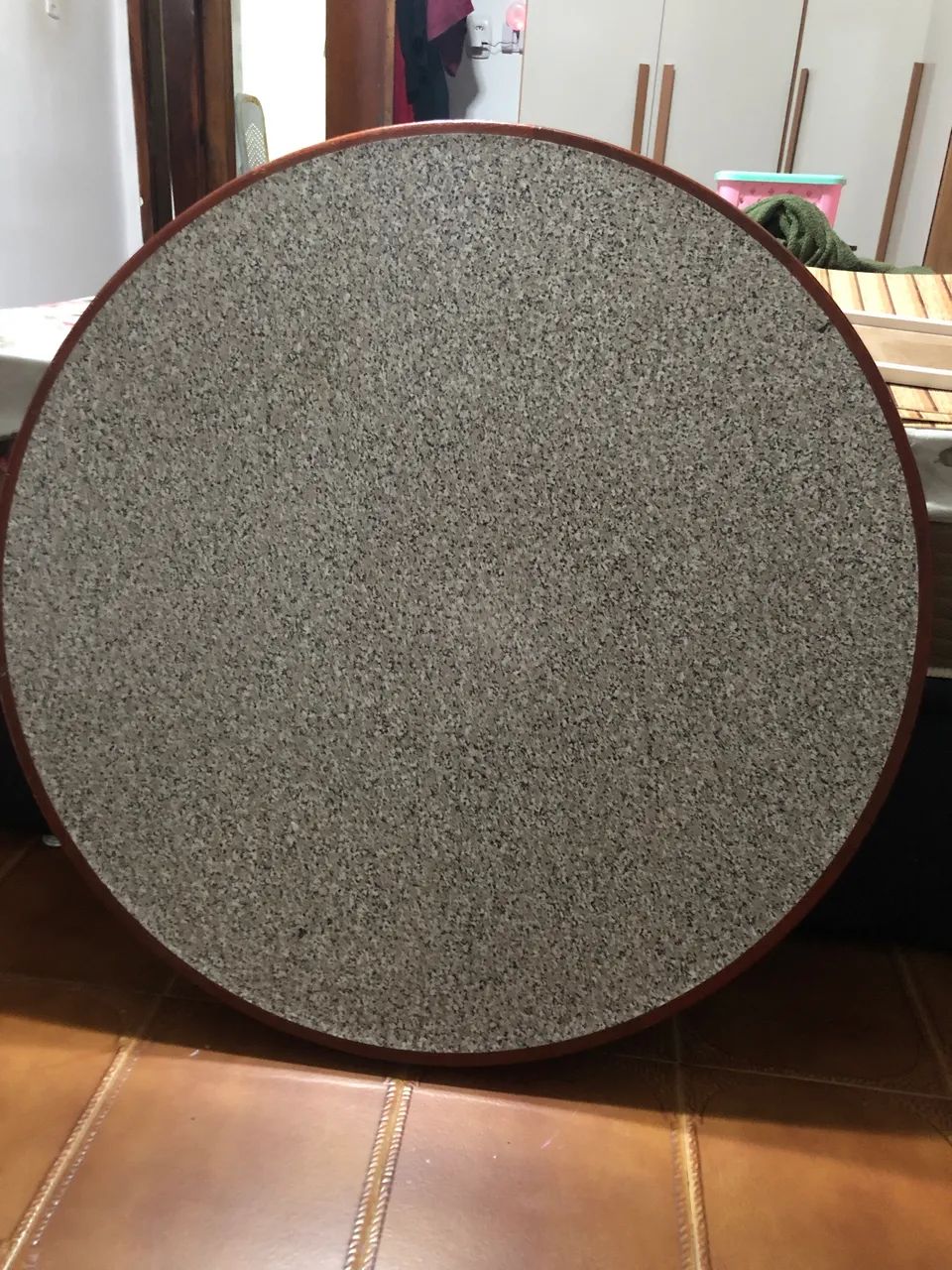 Tampo de mesa de pedra com madeira 