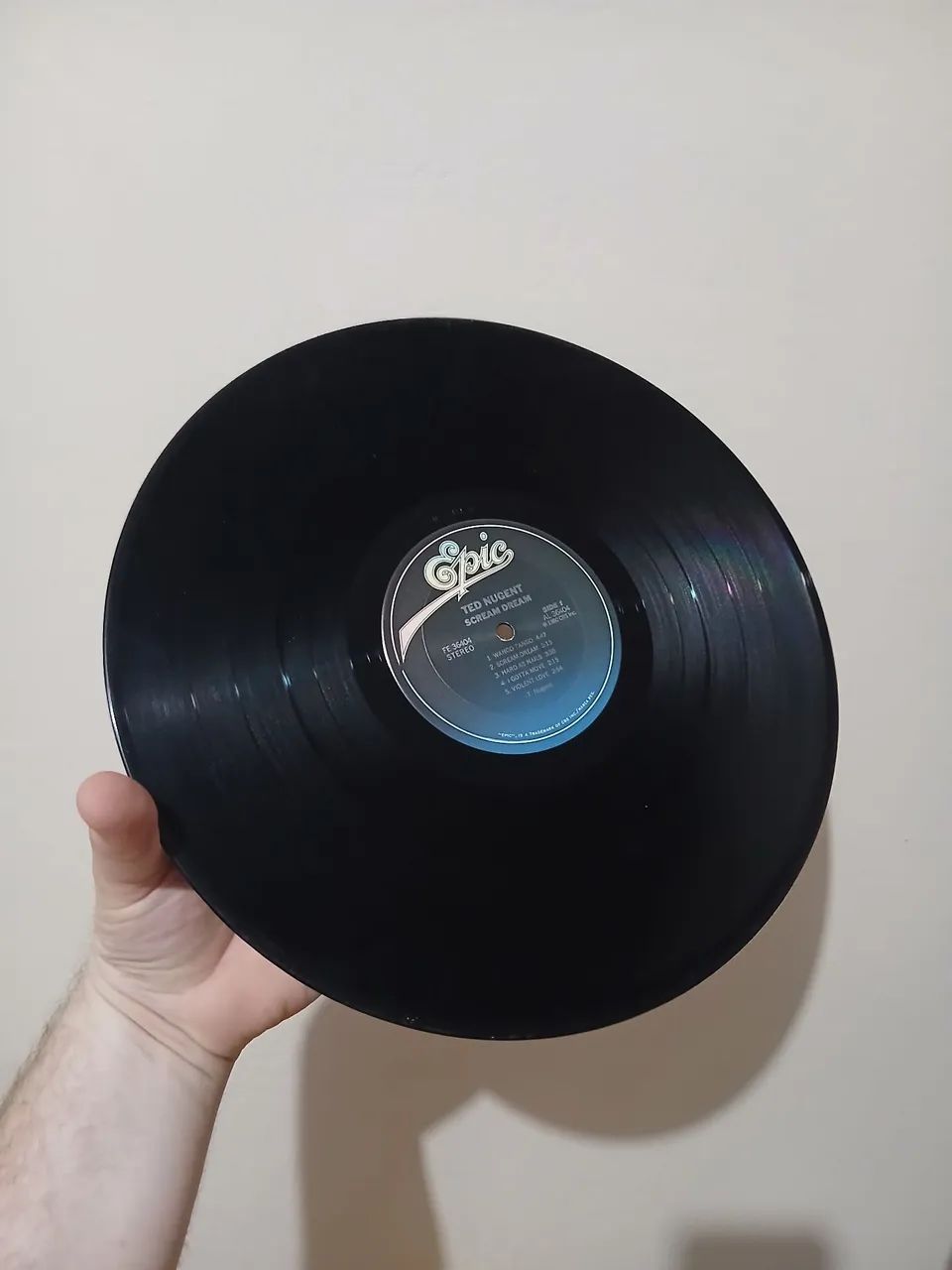 LP Ted Nugent - Scream Dream - importado USA com encarte - Foto 4