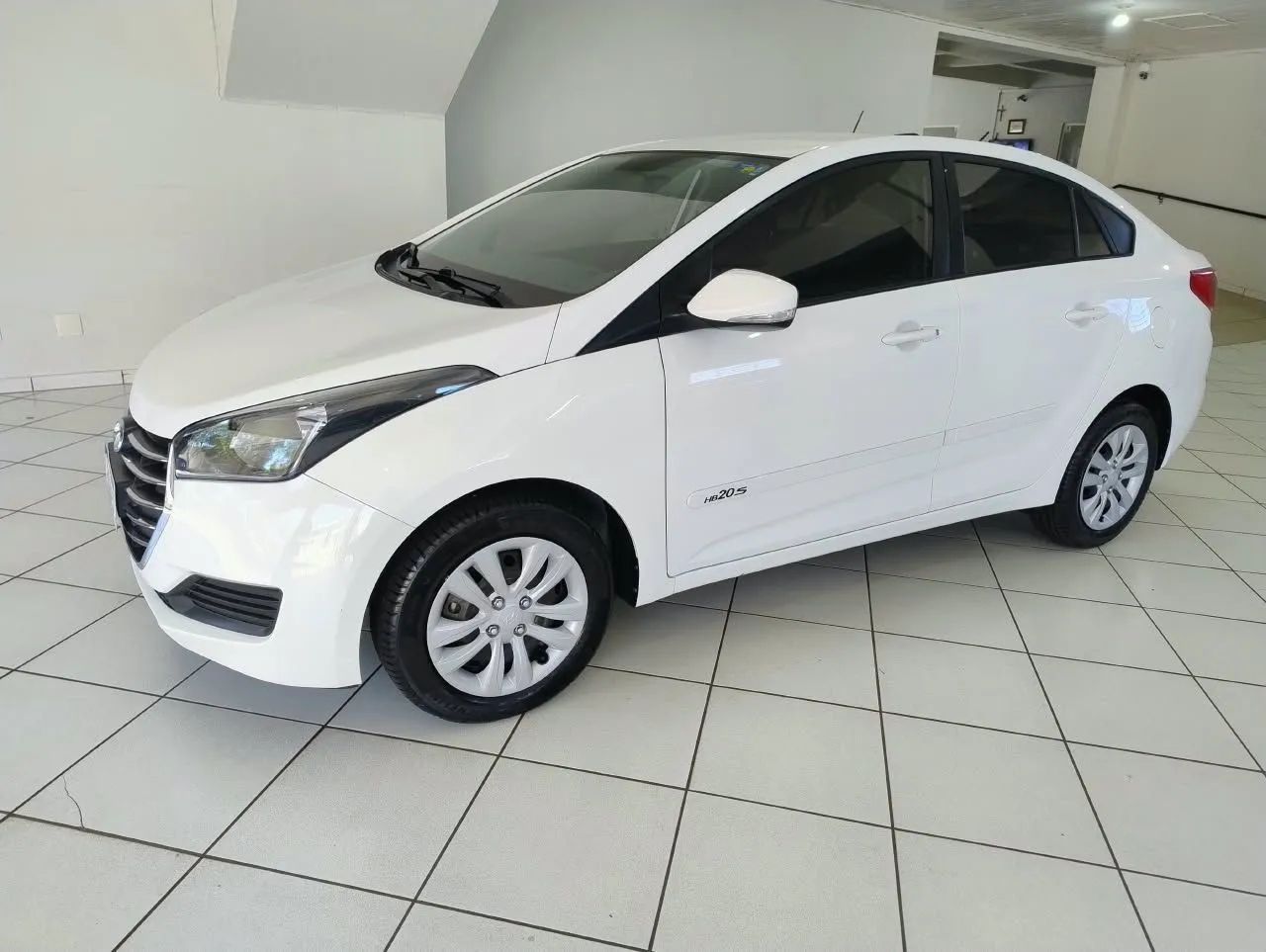 Hyundai Hb20S C.PLUS/C.STYLE1.0 FLEX 12V MEC. 4P 2017