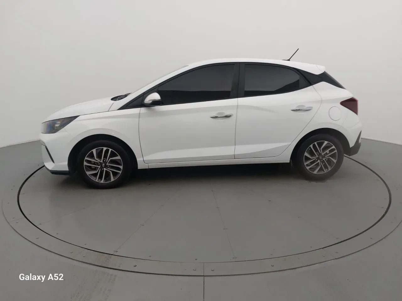 Hyundai HB20 Limited 1.0 Flex 12V Mec., foto 2 de 18