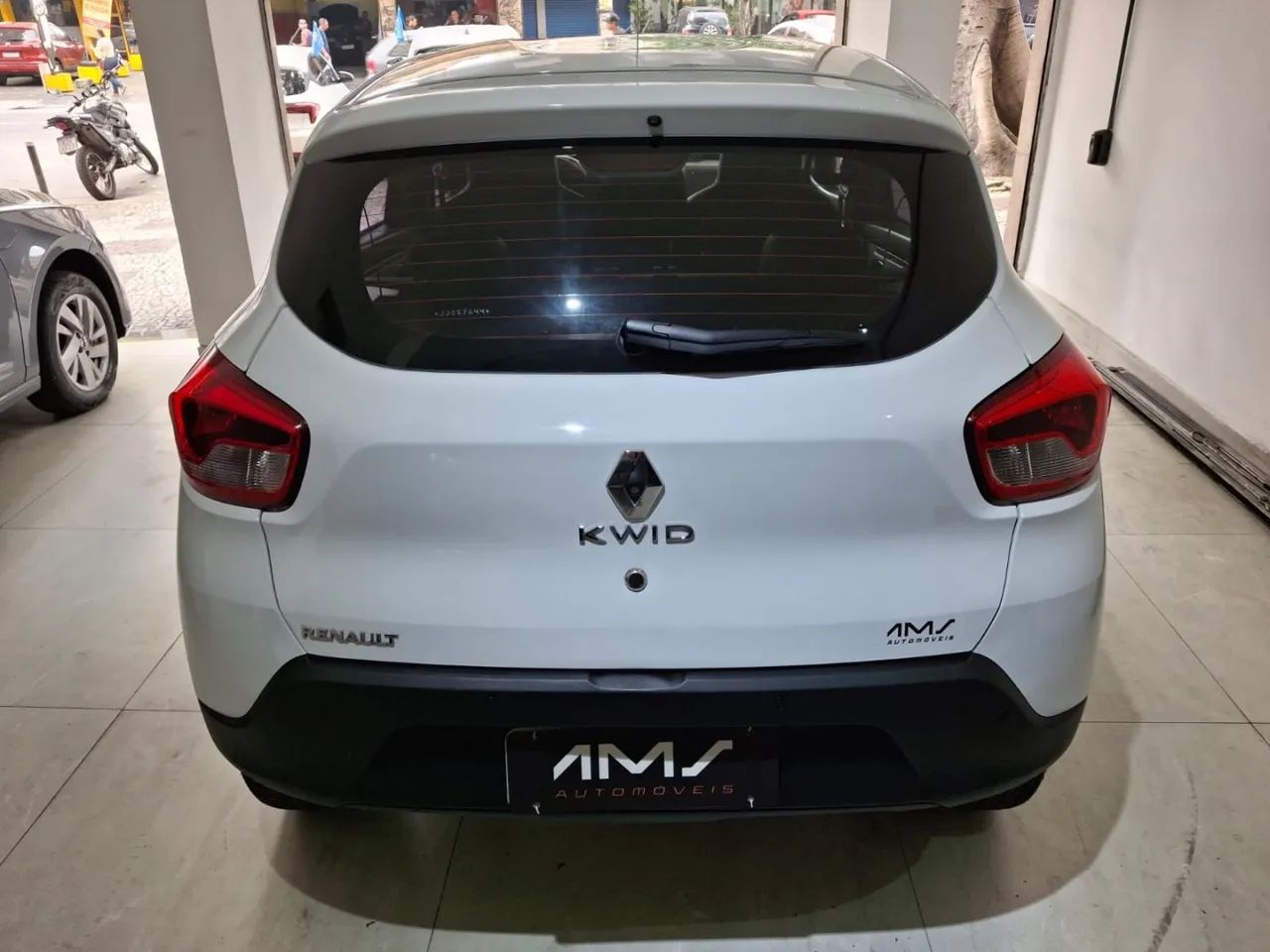 Renault Kwid 1.0 Intense 2018 - Foto 2