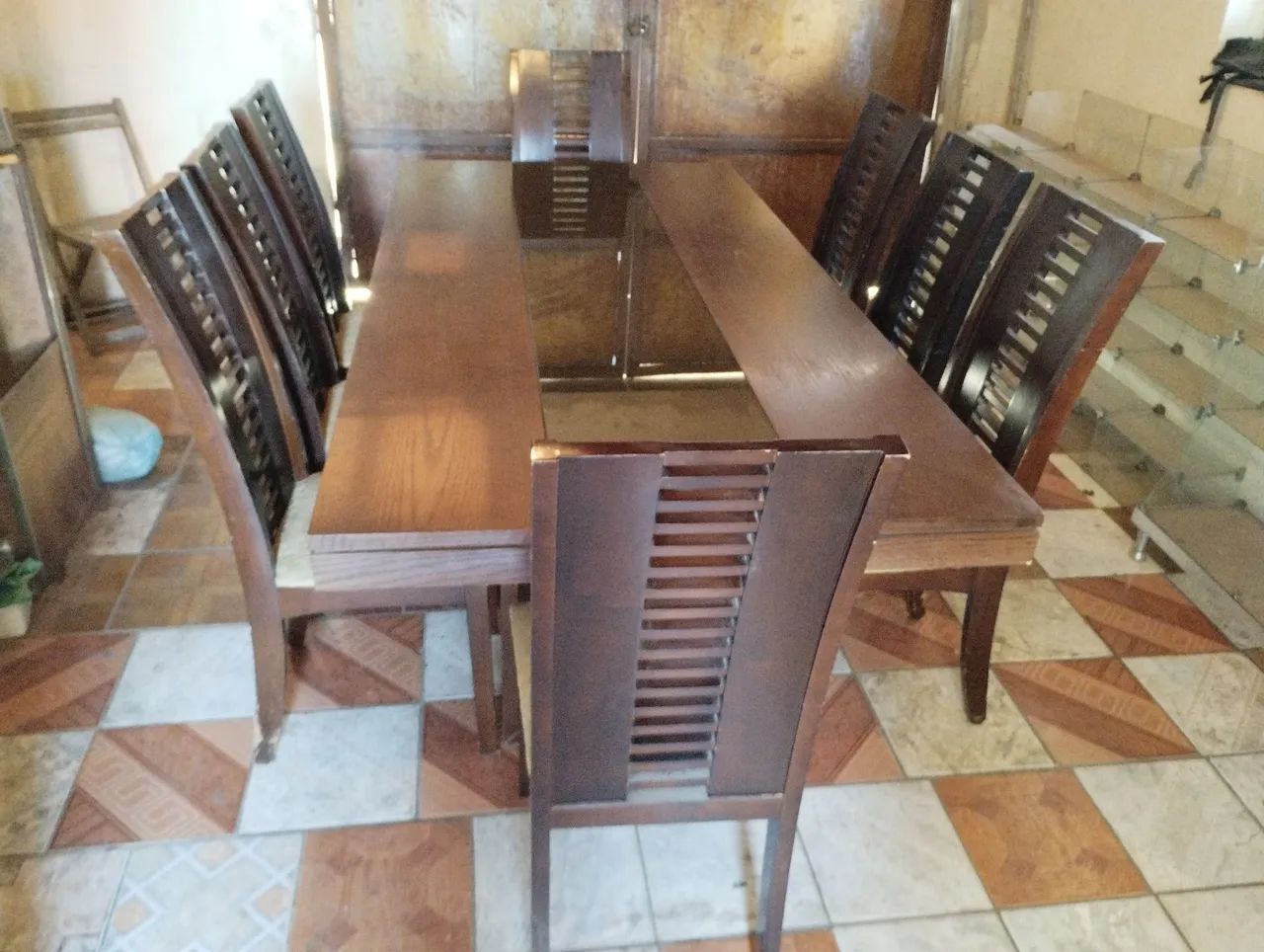 Mesa com oito cadeiras - Foto 3