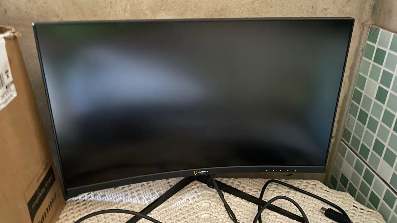 Vendo Monitor curvo Husky 165hz - Foto 5