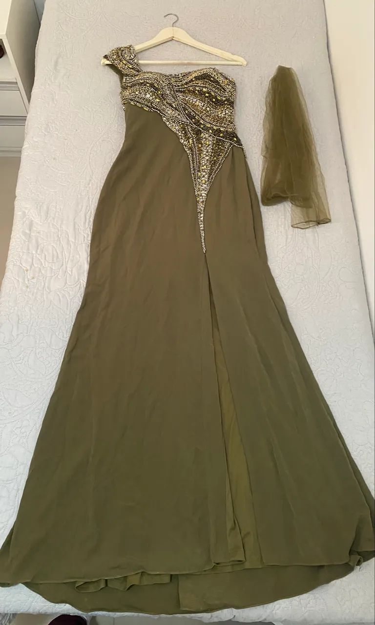 Vestidos de festa 350 cada.