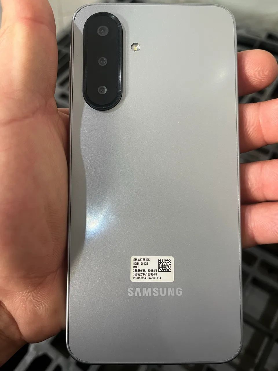 Vendo galaxy a17 256gigas  - Foto 2