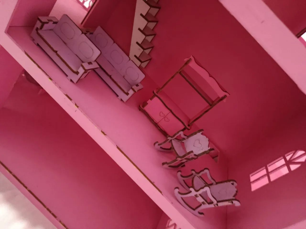 Casa de boneca em mdf