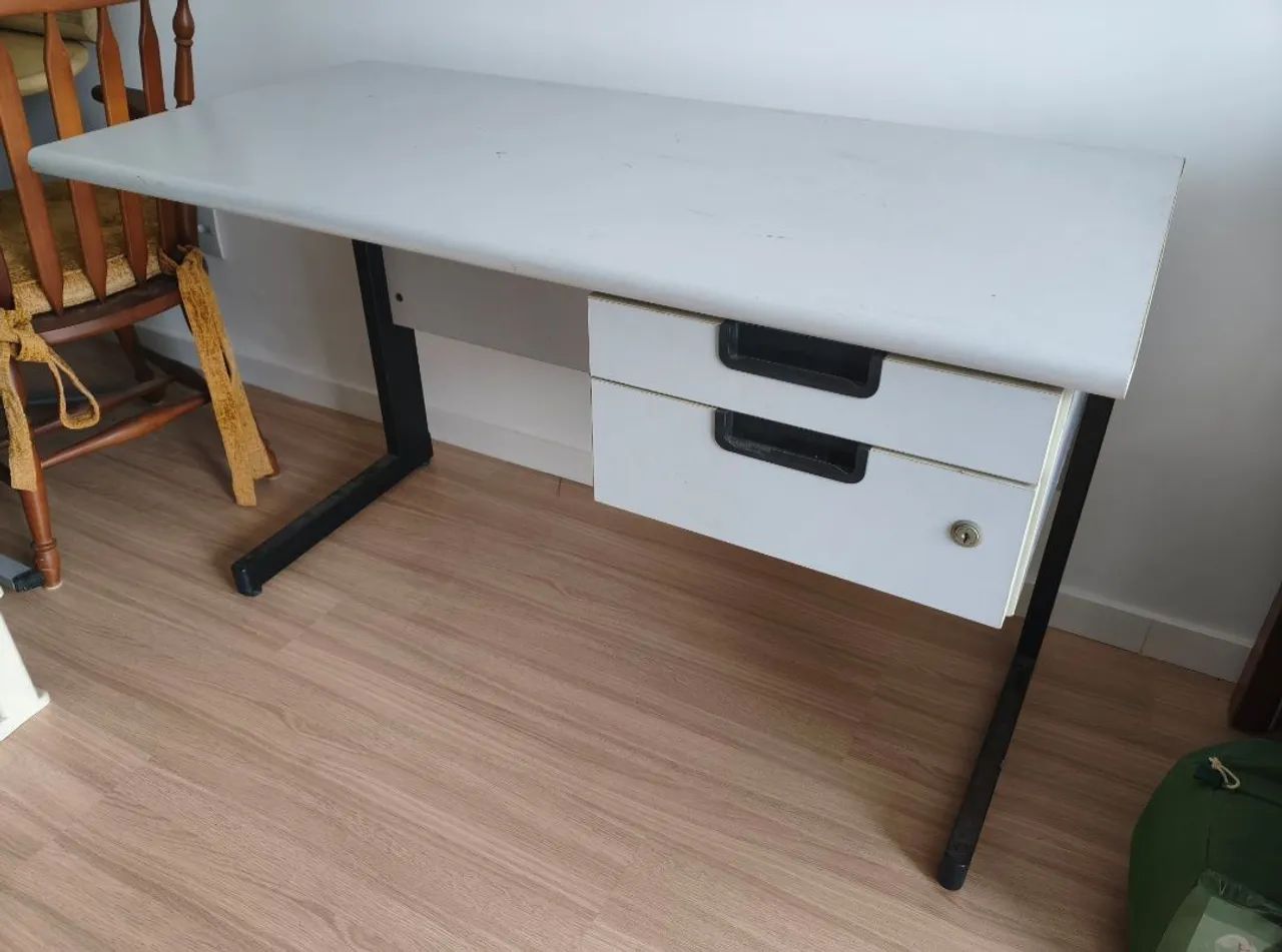Mesa de escritório 