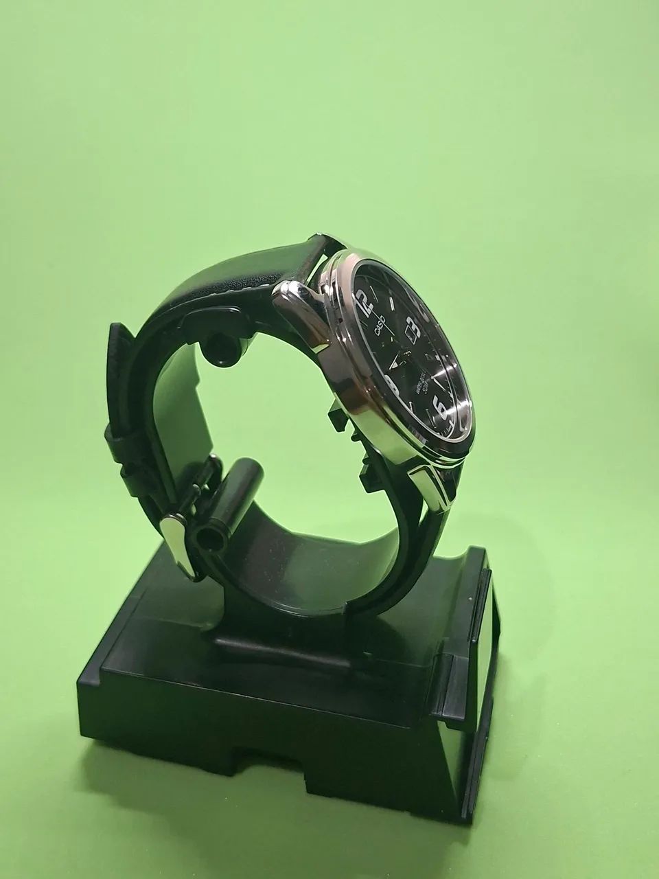 CASIO MODELO MTP-1314PL-8AV - FUNDO PRETO - PULSEIRA EM COURO - Foto 2