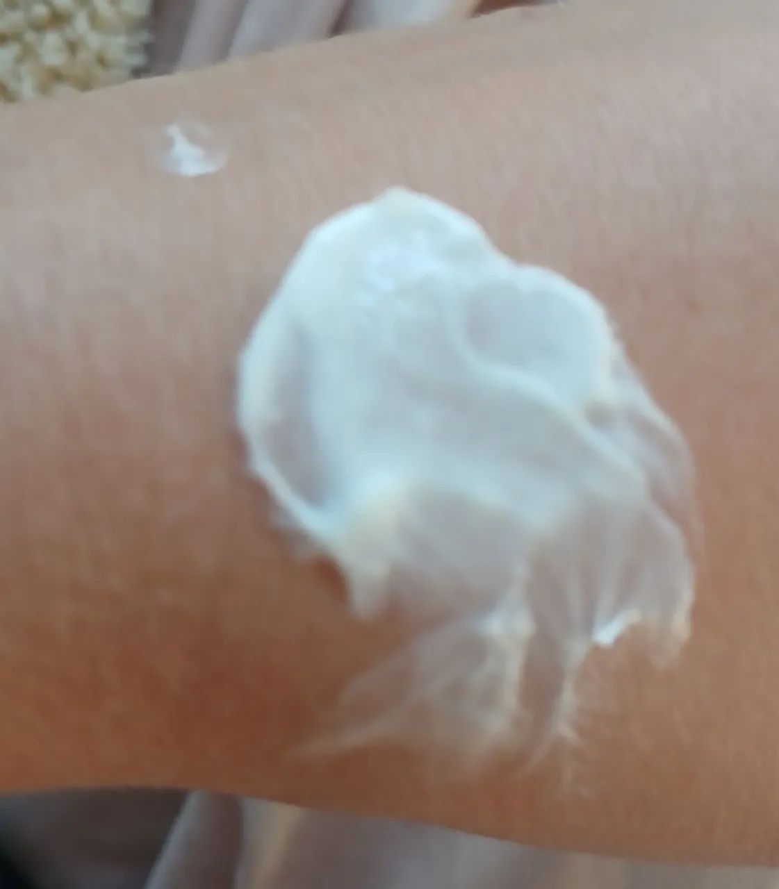 Creme para Mãos Luvas de Silicone 120g -Avon - Foto 4