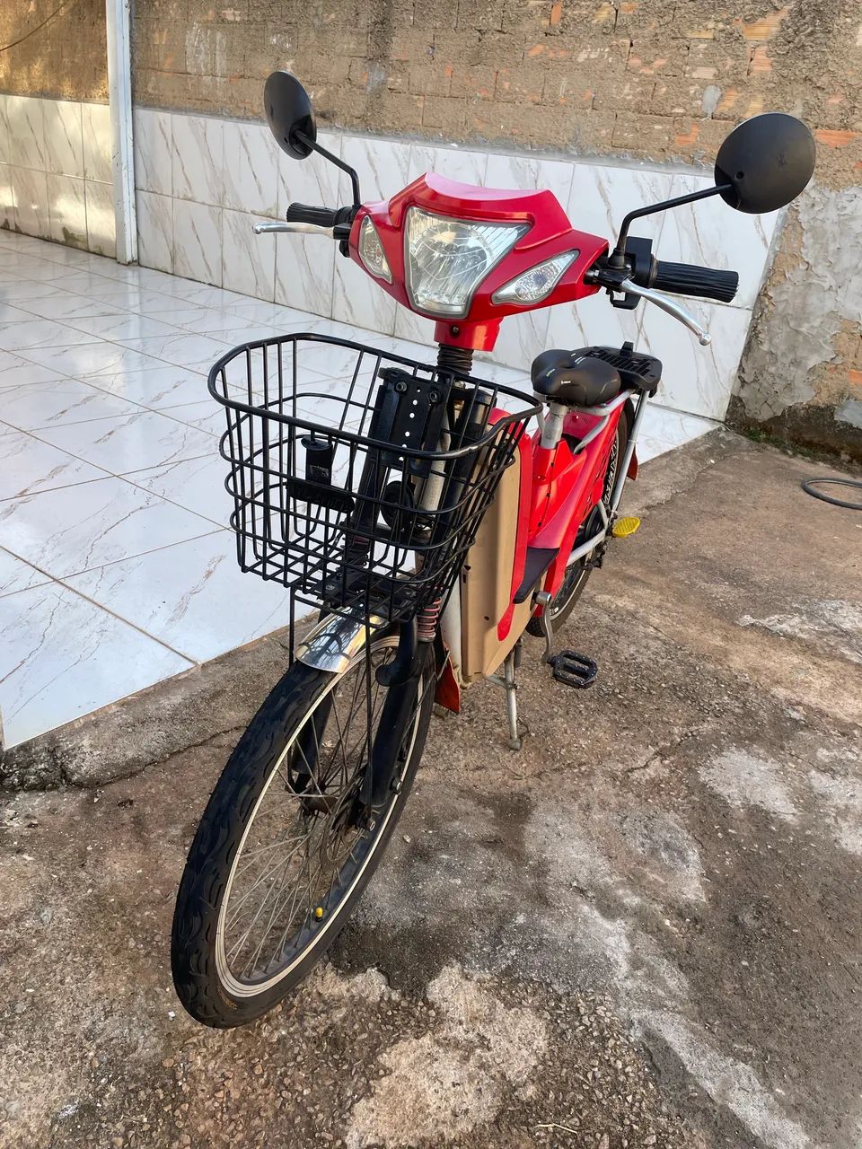 BICICLETA ELÉTRICA 48V - COMPLETA, CONFORTÁVEL E MUITO CONSERVADA - Foto 2