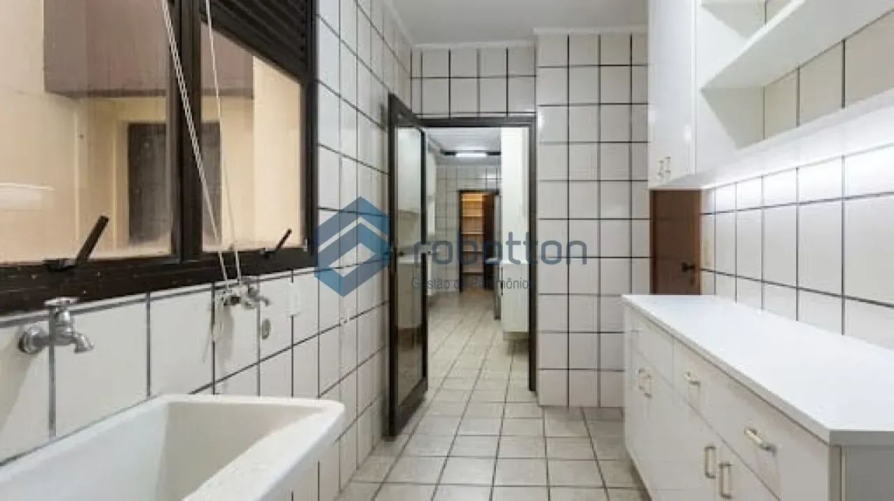 Apto de 4 suítes e 3 vagas em Moema - Foto 2
