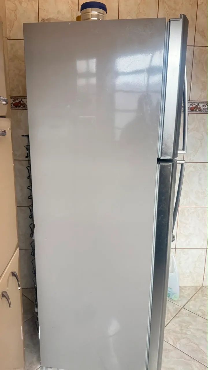 Geladeira em ótimo estado  - Foto 3