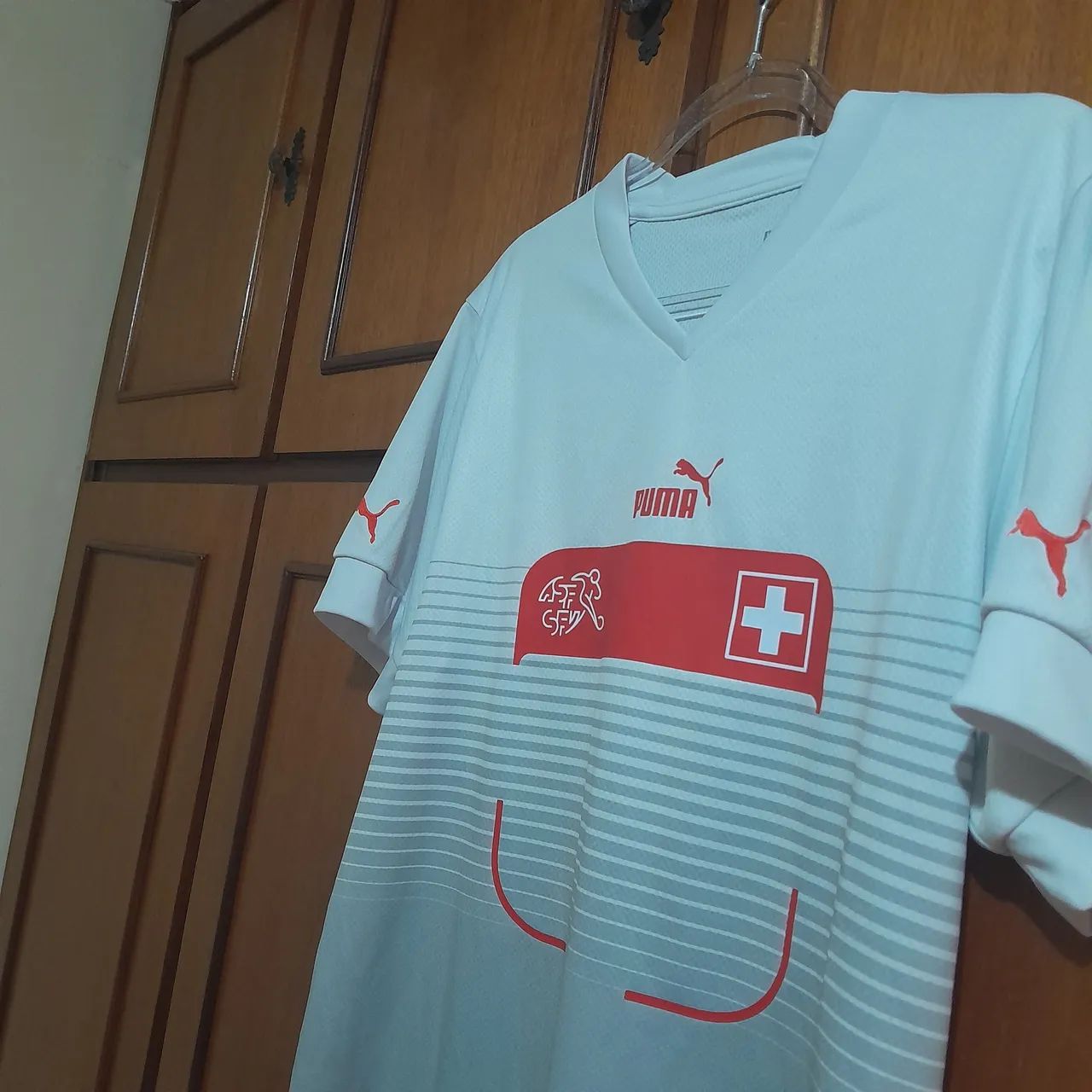 Camisa Suíça Oficial - Foto 2