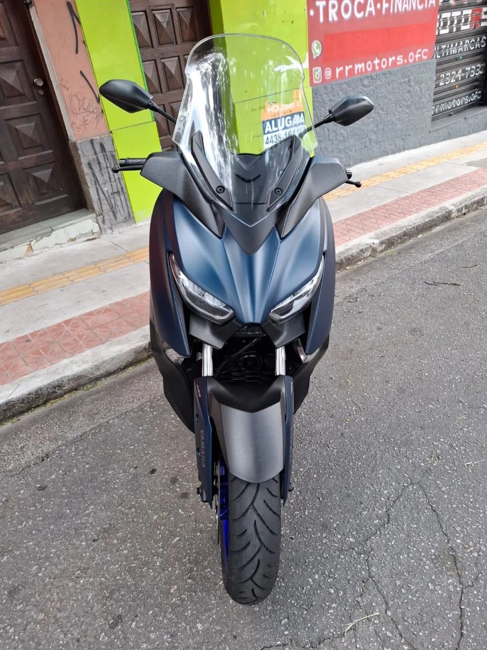 Xmax - Foto 2