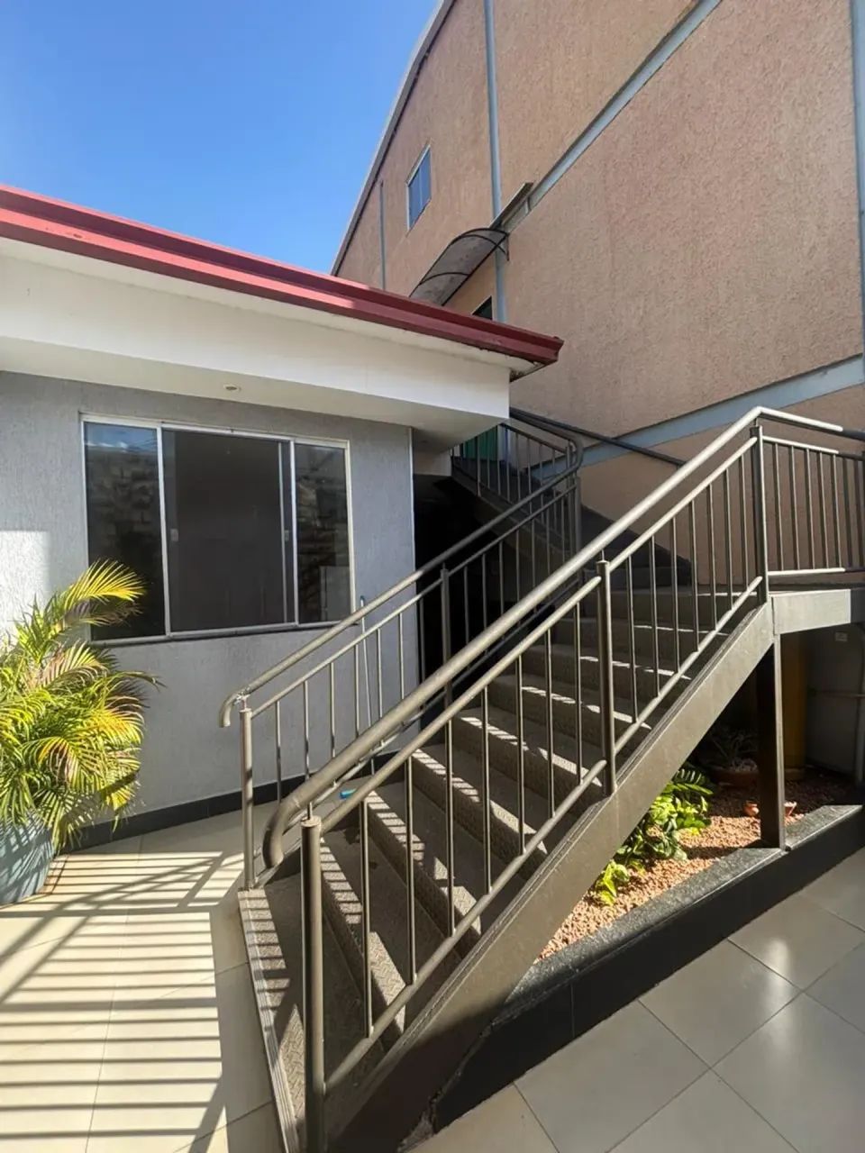 QUARTOS INDIVIDUAIS COM AREAS COMUNS COMPARTILHADAS - Foto 2