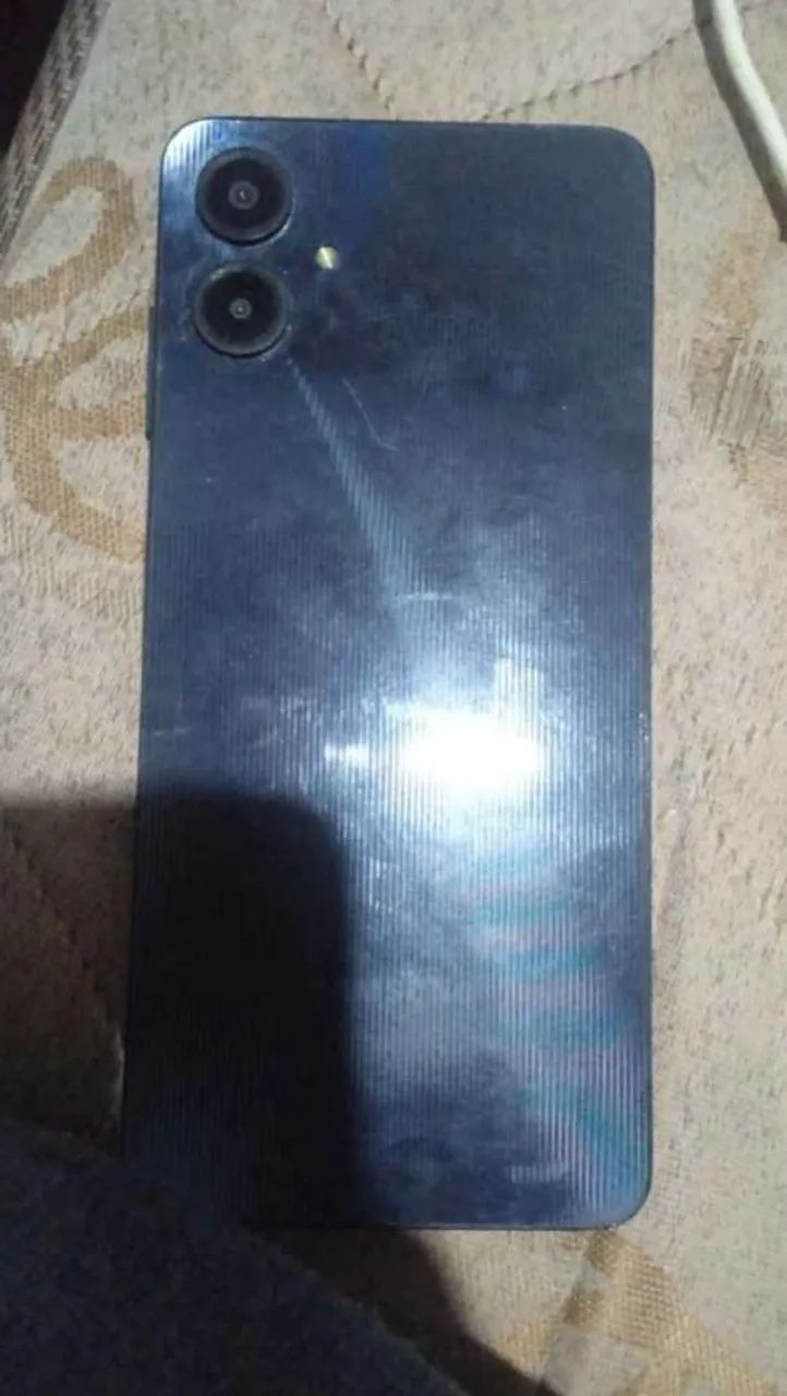 Samsung Galaxy A06 128GB Usado - Foto 2