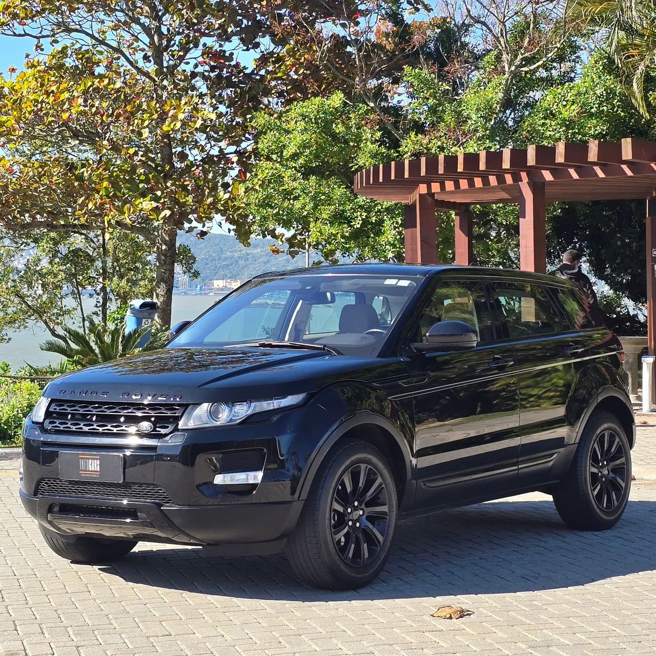 Land Rover Range Rover Evoque Pure Tech 2.0 Aut. 5P 2014