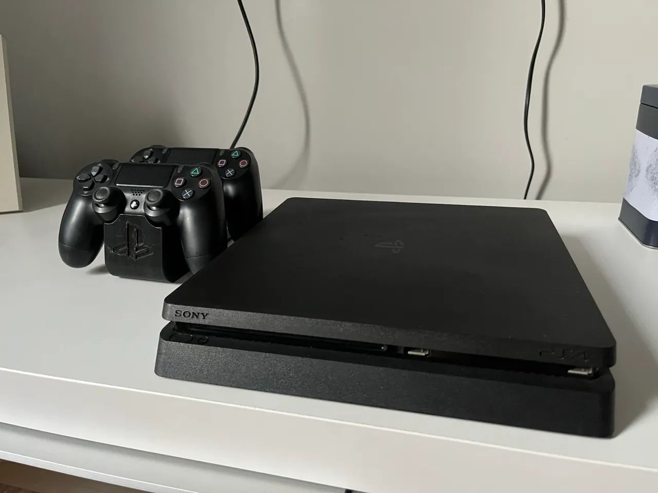 PS4 - PlayStation 4