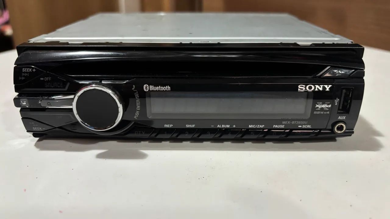 Vendo aparelho Sony xplod. Com Bluetooth 
